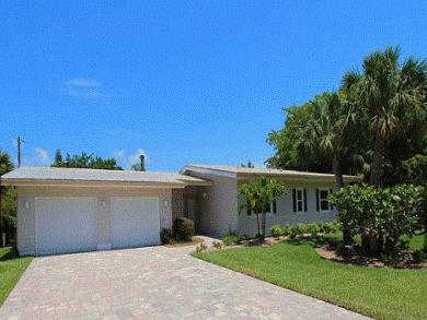 Sanibel Home 894530