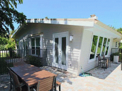Sanibel Home 894530