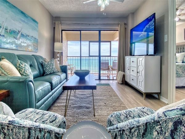 Gulf Views Vacation Condo in Madeira Beach 2 Bedrooms