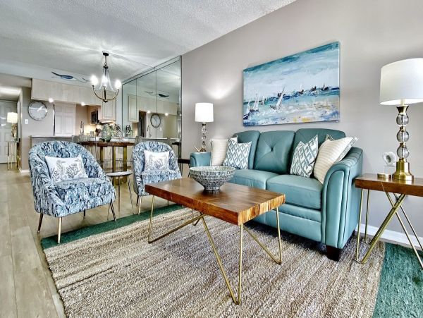 Gulf Views Vacation Condo in Madeira Beach 2 Bedrooms