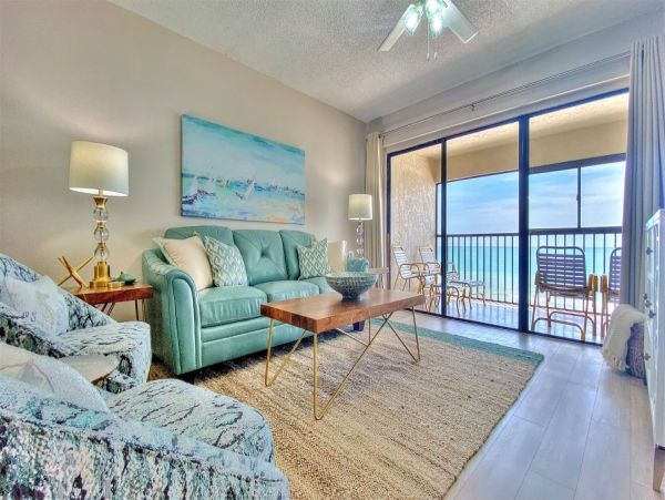 Gulf Views Vacation Condo in Madeira Beach 2 Bedrooms