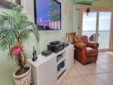 Luxury Three Bedroom on Beach and Ful Gulf Views
