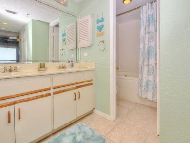Luxury Three Bedroom on Beach and Ful Gulf Views