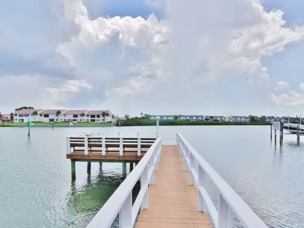 Indian Shores Fifity Steps to the Beach and Gulf Waters Two Bedroom Condo