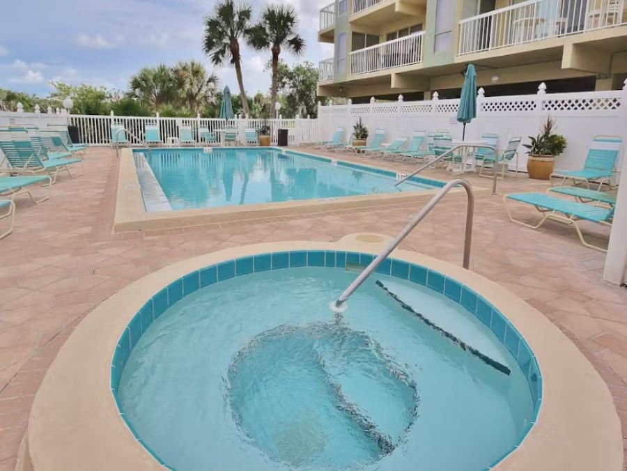 Indian Shores Fifity Steps to the Beach and Gulf Waters Two Bedroom Condo