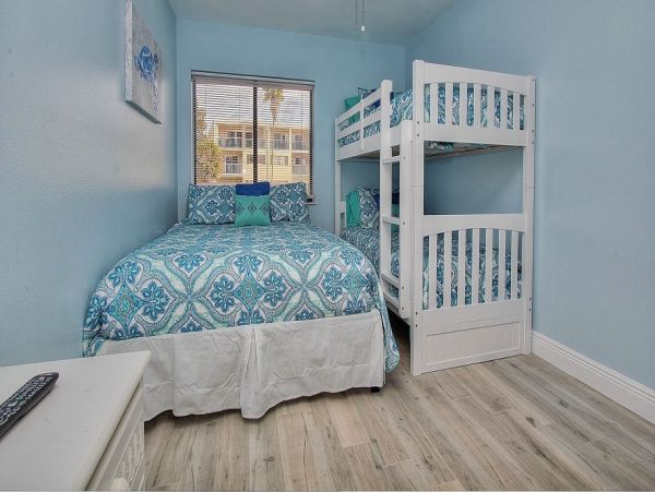 Indian Rocks Three Bedroom Beach Condo View Of Gulf