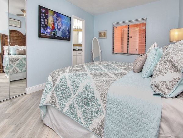 Indian Rocks Three Bedroom Beach Condo View Of Gulf