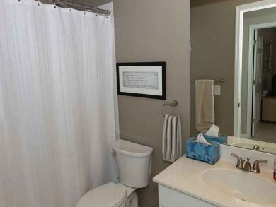 Lovely Vacation Home in Naples Sleeps Six