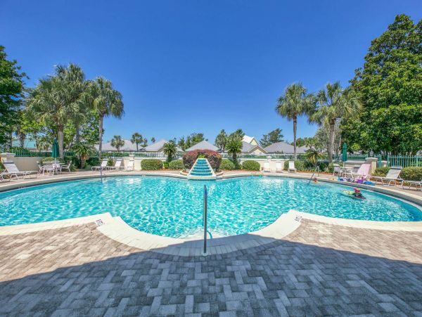 Miramar Beach Stunning Six Bedroom Beach Rental