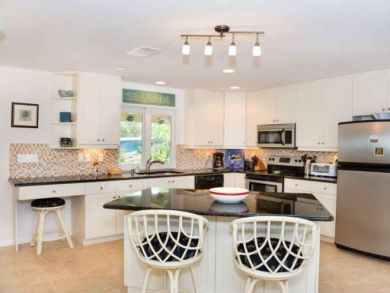 Sanibel Home 894699