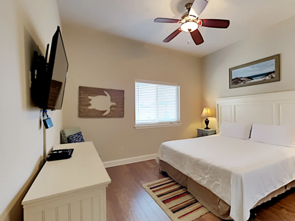 Two Bedroom Vacation Condo Sleeps 6 Short Walk to Beach