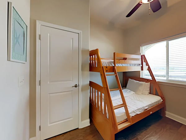 Two Bedroom Vacation Condo Sleeps 6 Short Walk to Beach