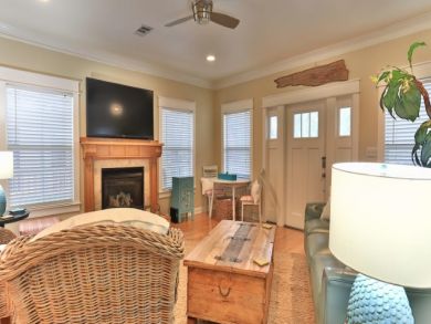 Modern Chic Four Bedroom Vacation Rental Crystal Beach