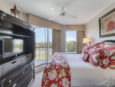 Destin Luxury Vacation Condo Sleeps Eight Guests