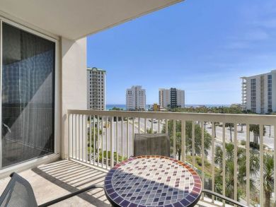 Destin Luxury Vacation Condo Sleeps Eight Guests