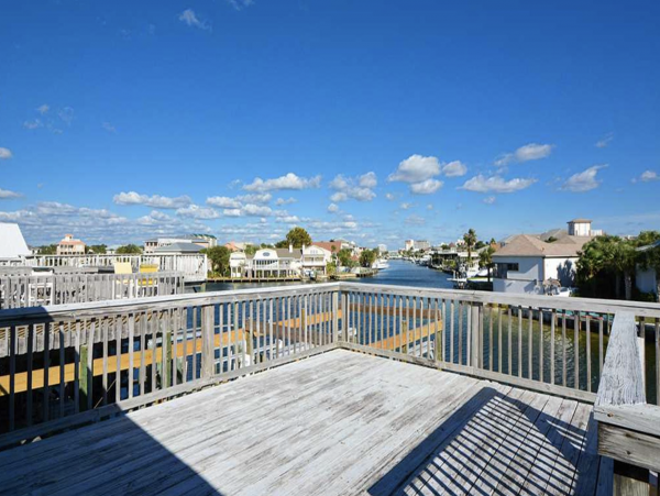 Pet Friendly, Water Front Two-Story Townhome