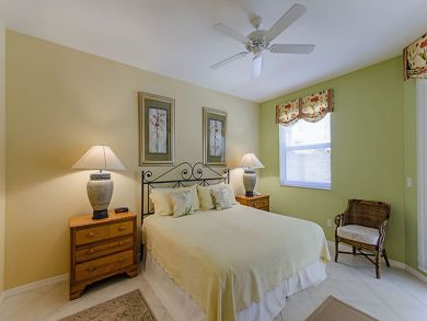 Naples Condo 894757