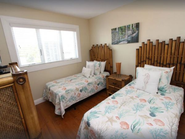 On Beach Miramar Vacation Condo Sleeps 12 Guests