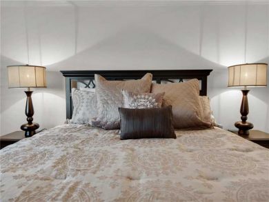 Bedroom - King bed