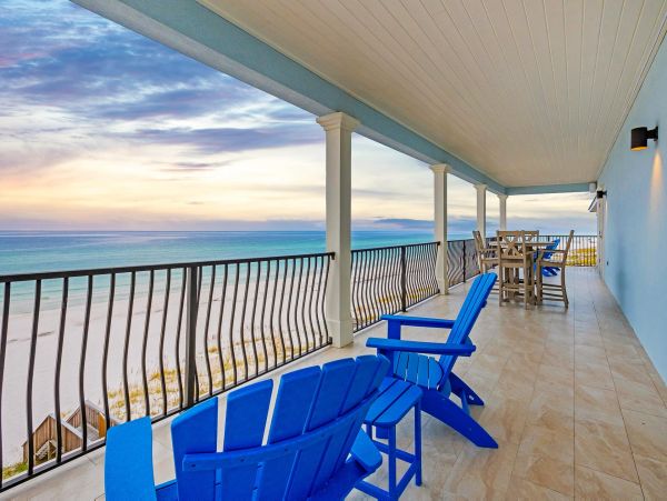 Eight Bedroom For Rent  on the Beach One of Miramar Best