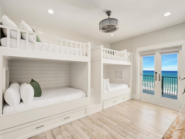 Eight Bedroom For Rent  on the Beach One of Miramar Best