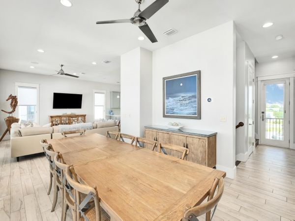 Eight Bedroom For Rent  on the Beach One of Miramar Best