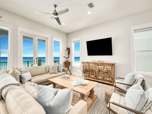 Eight Bedroom For Rent  on the Beach One of Miramar Best