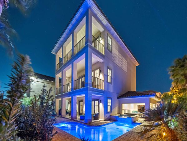The Ultimate Six Bedroom Luxury Pool Residence in Destiny East