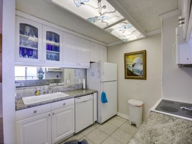 Amazing Ocean Views from your 7th floor Pacific Beach Condo