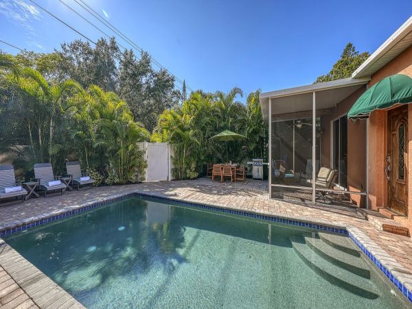 Sarasota Three Bedroom Duplex with Private Pool