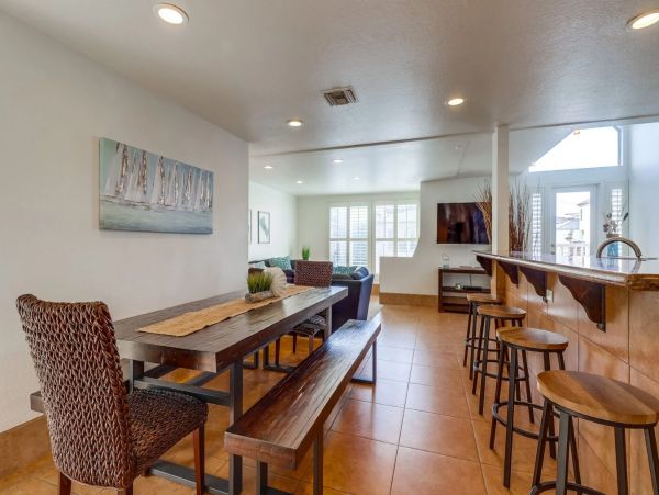 A Rare Mission Beach Vacation Rental with 7 Bedrooms