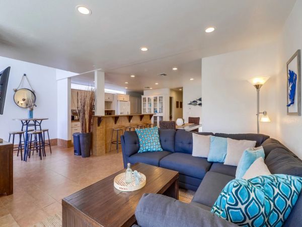 A Rare Mission Beach Vacation Rental with 7 Bedrooms