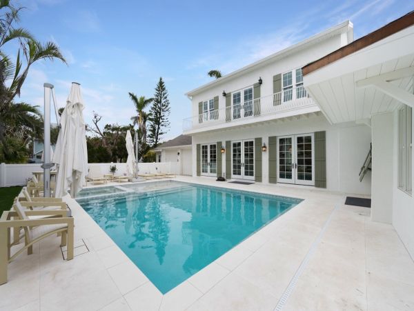 North End Anna Maria Rental Home 5 Bedrooms & Private Pool