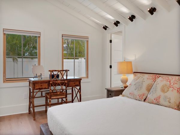 North End Anna Maria Rental Home 5 Bedrooms & Private Pool