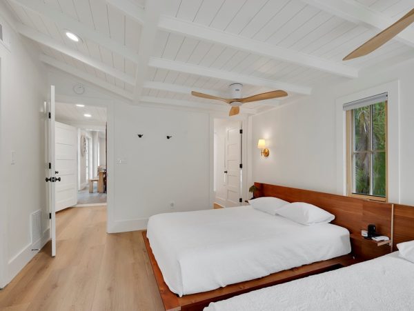 Anna Maria Island Luxury Home With Heated Pool