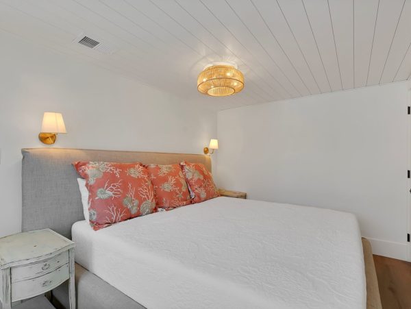 Anna Maria Island Luxury Home With Heated Pool