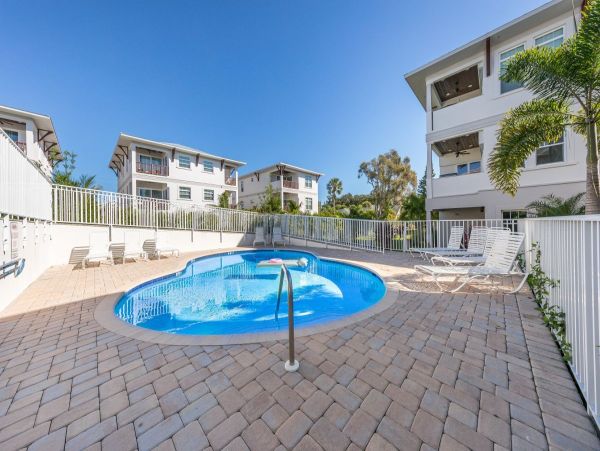 Siesta Key Four Bedroom luxury Rental Sleeps 12