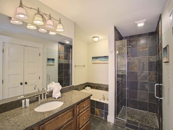 Destin Vacation Rental - 3 Bedrooms Plus Loft - Sleeps 14