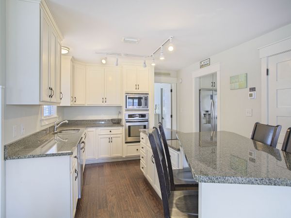Destin Vacation Rental - 3 Bedrooms Plus Loft - Sleeps 14