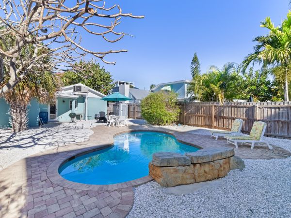 Anna Maria Island Stunning 2 Bedroom Rental