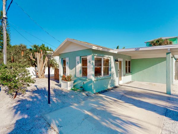 Anna Maria Island Stunning 2 Bedroom Rental