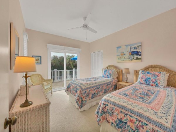 Boca Grande Three Bedroom Luxury Home With Pool Sleeps Six