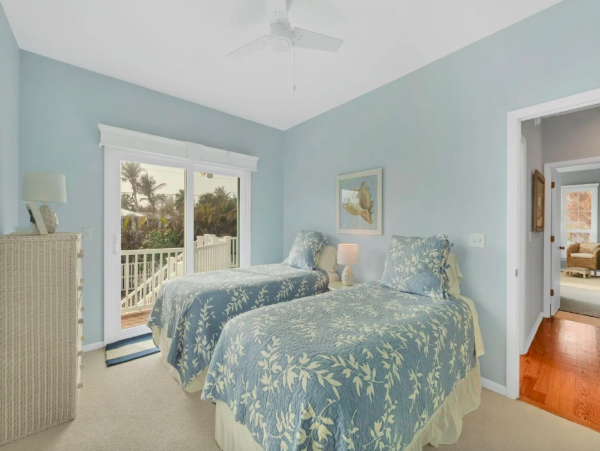 Boca Grande Three Bedroom Luxury Home With Pool Sleeps Six