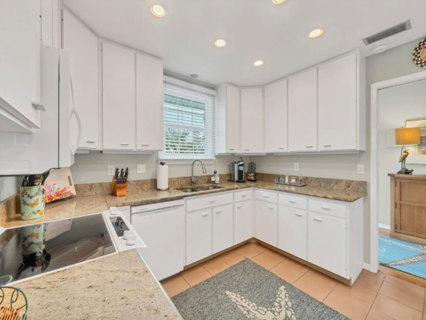 Boca Grande Three Bedroom Luxury Home With Pool Sleeps Six