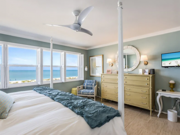 Lovely 3 Bedroom Vacation Condo in Boca Grande on Beach