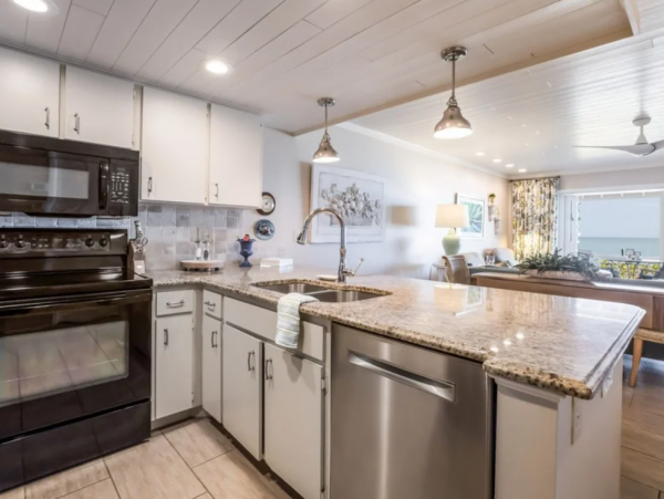 Lovely 3 Bedroom Vacation Condo in Boca Grande on Beach