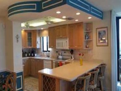 2 bedroom 2 bath condo in Naples
