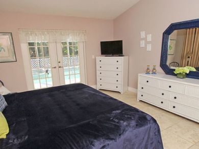 Fort Myers Vacation Home Sleeps Six Guests