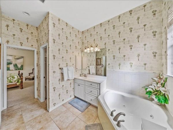 Boca Grande Vacation Pool Home With Four Bedrooms Sleeps 8