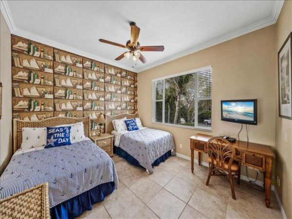 Boca Grande Vacation Pool Home With Four Bedrooms Sleeps 8